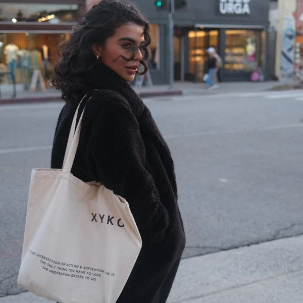 Why a Cotton Canvas Tote Bag is Your Perfect Everyday Accessory